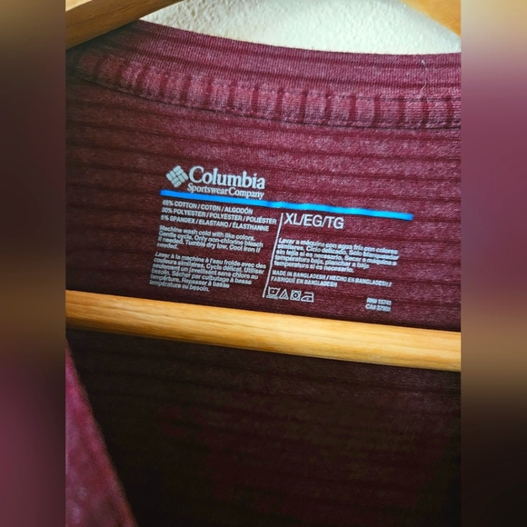 Men's Columbia Tee - Picture 2 of 3
